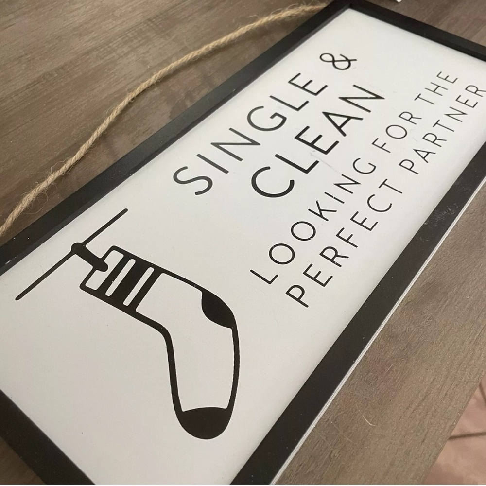 Set of 2 monochrome wooden laundry signs